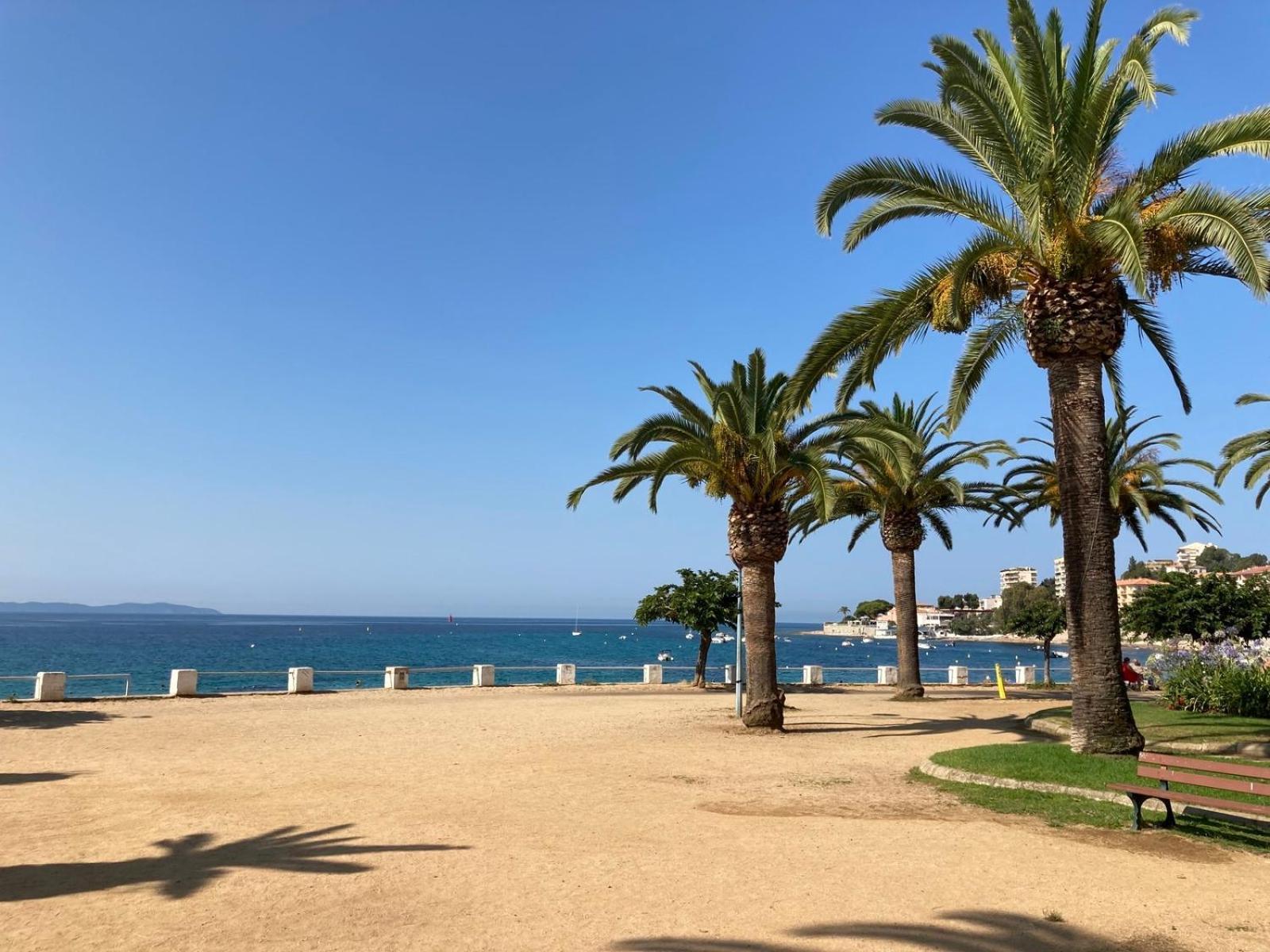 Front De Mer Beau T3 Climatise Balcon Parking Ajaccio Аячо Екстериор снимка